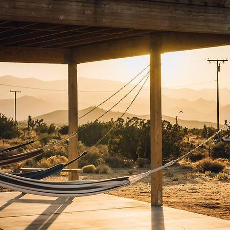 Joshua Tree Hidden Tower * Views - Landmark Юкка-Валлі Екстер'єр фото